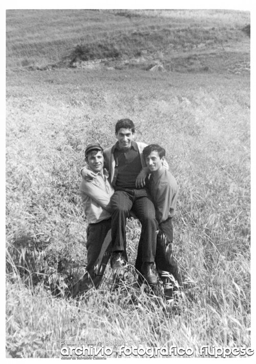 01.05.1969-tre-amici-in-campagna-De-Gaetano-Giacomo-La-Malfa-Nino-Raffa-Rosario